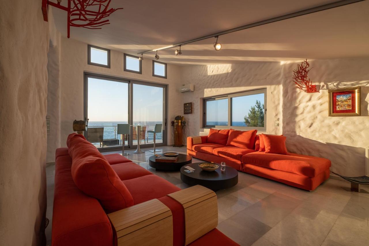 Icarus Luxury Beachfront Villa Gialiskari  Экстерьер фото