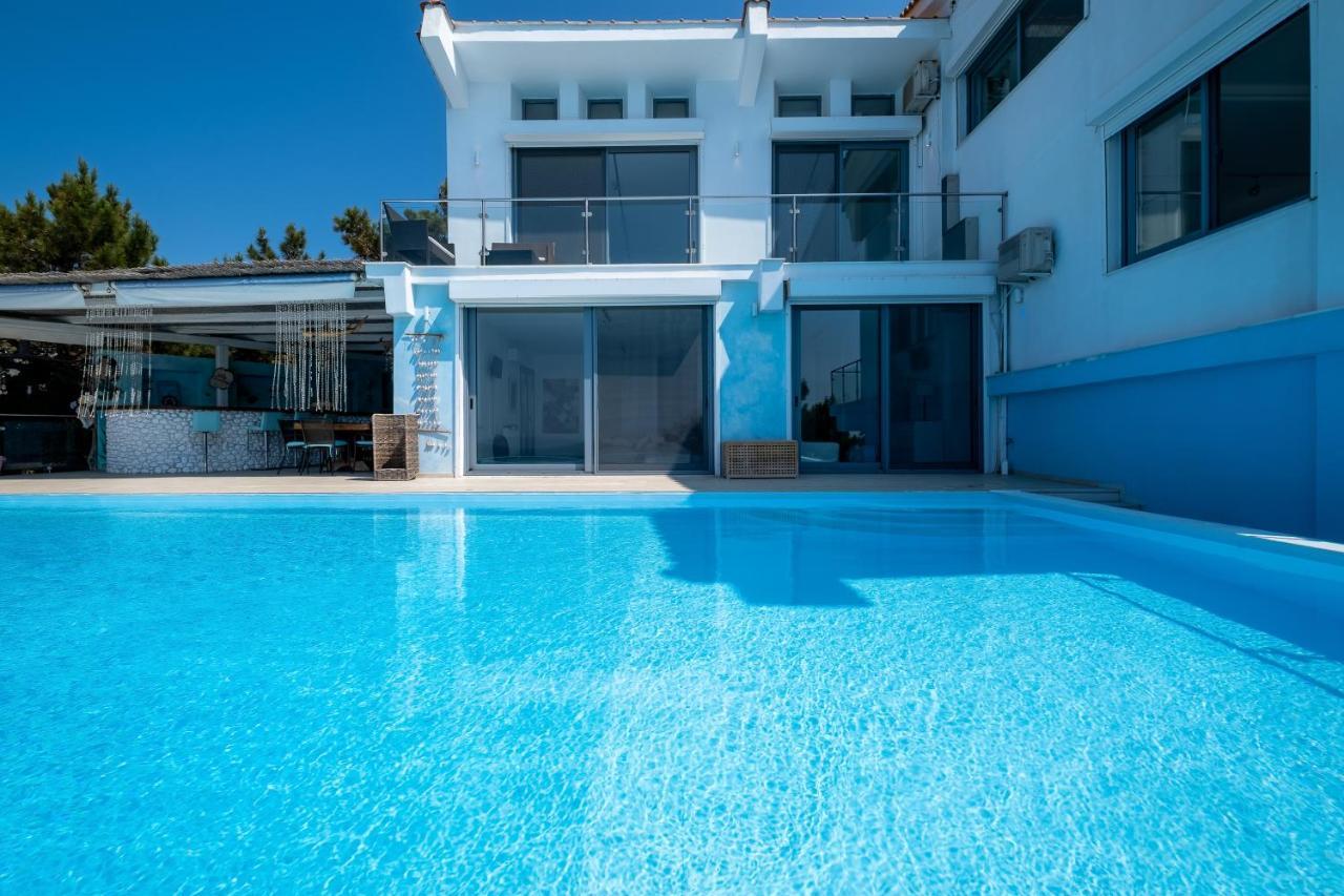 Icarus Luxury Beachfront Villa Gialiskari  Экстерьер фото